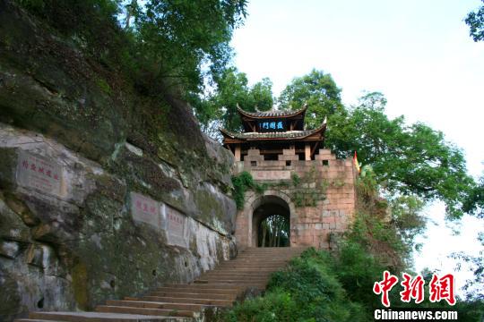 中國保存最完好的古戰(zhàn)場遺跡“釣魚城”將建遺址博物館