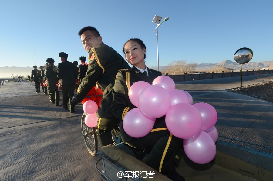 邊防軍人的三輪車(chē)婚禮