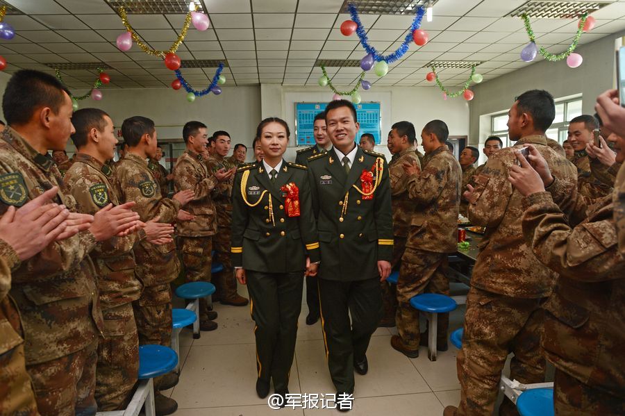 邊防軍人的三輪車(chē)婚禮