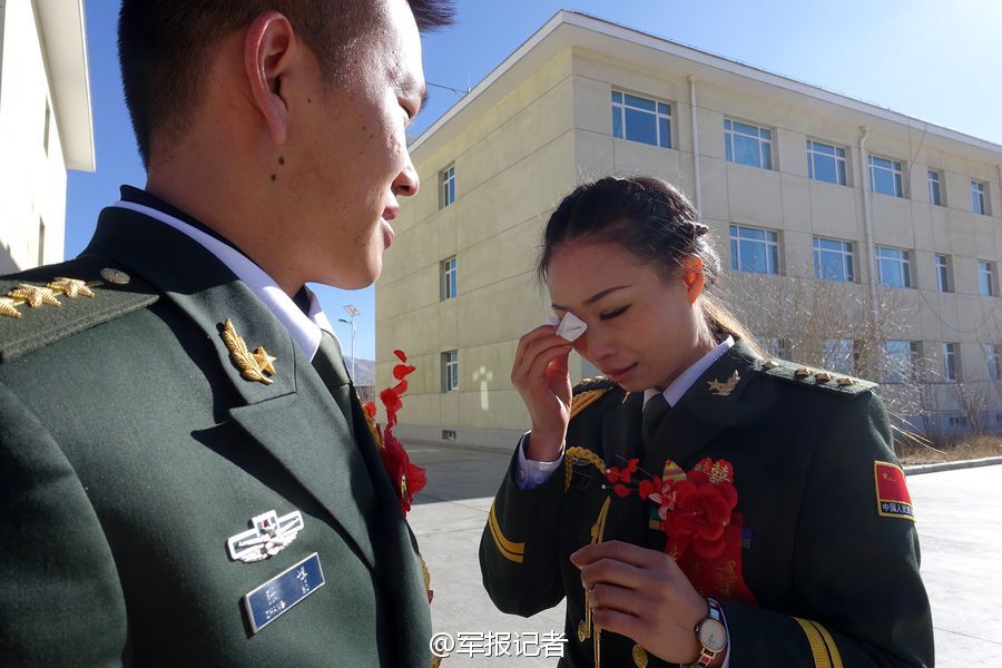 邊防軍人的三輪車(chē)婚禮