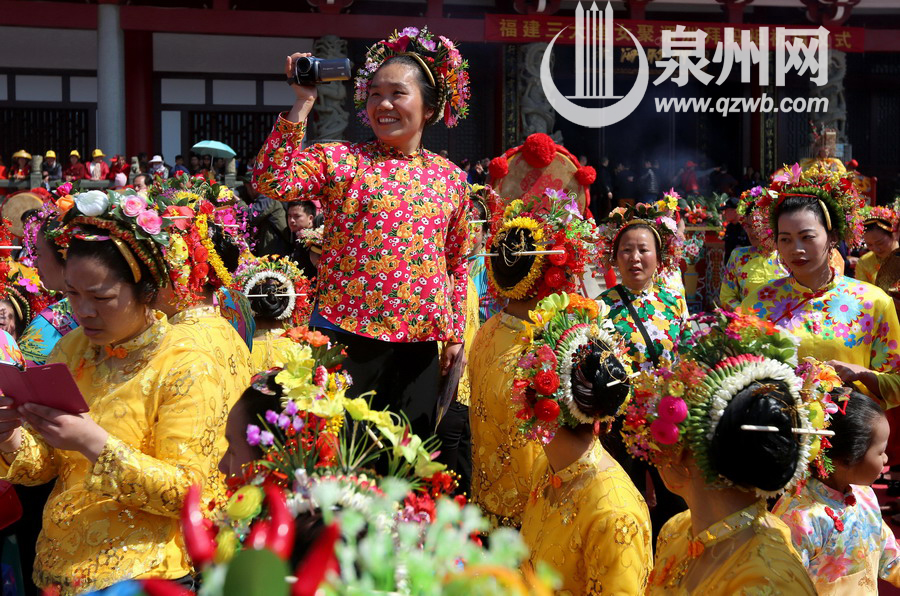 福建三大漁女同拜媽祖　蟳埔女惠安女湄洲女盛裝出行