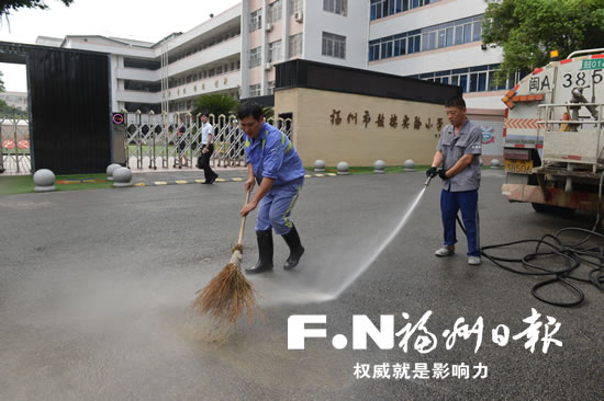 臺風“鲇魚”遠去　福州市絕大部分學?；謴蜕险n